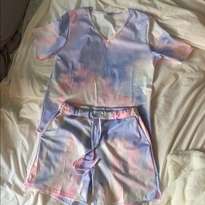 Tie-Dye two piece set - size large NEVER WORN